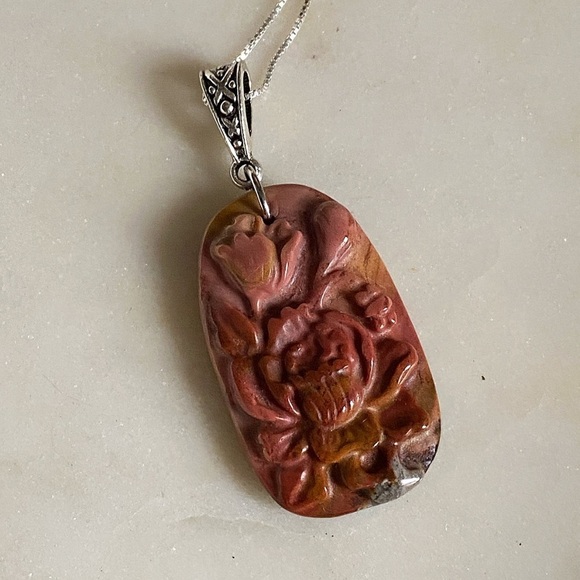 Small Handcarved MookaliteJasper Pendant Necklace on an 18” SS chain